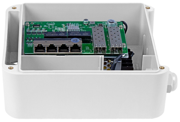 PV-PОЕ04S2W PV-Link уличный 6 портовый коммутатор