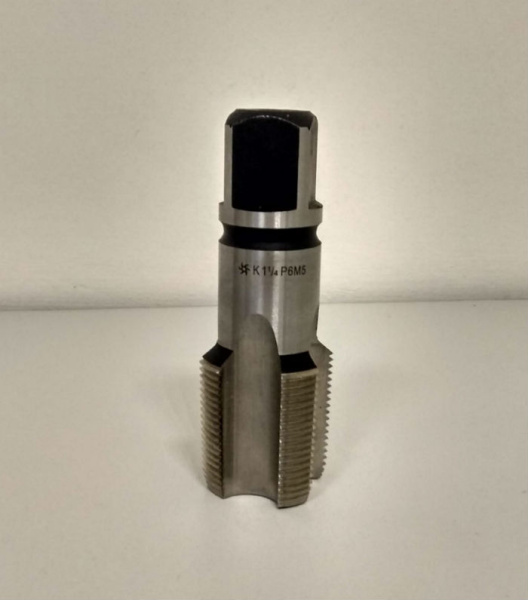 Метчик К 1 1/4'' для конической резьбы Р6М5